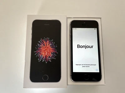Apple iPhone SE - 16GB - Space Gray (Unlocked) A1723 (CDMA + GSM) - Image 1 of 4