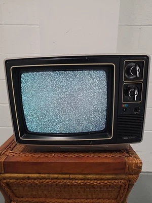 Vintage 1984 Sears Solid State CRT TV Model 401.40251350 Retro Gaming - Image 1 of 4