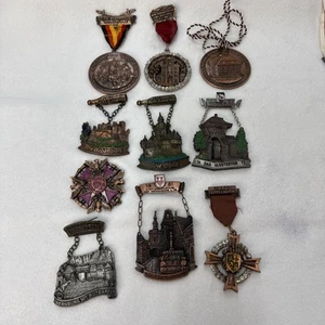 Lot of 10 Medals Pins Patches German Volkswandertang Hiking Germany 80s - Picture 1 of 7