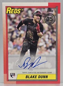 Aggiornamento Topps 2025 Blake Dunn #90A-BD RC Auto 1990 35° Anniversario Reds - Foto 1 di 2