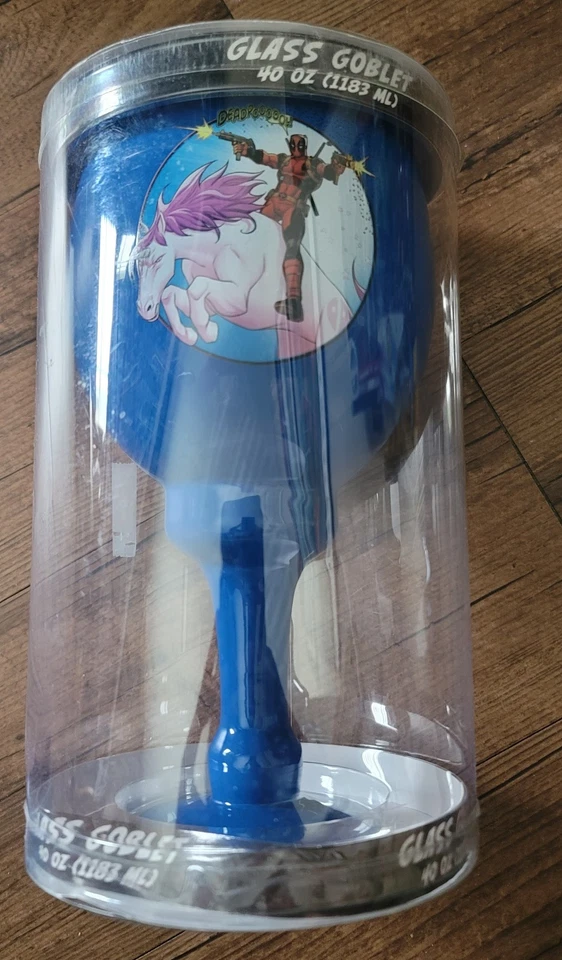 Cáliz de fiesta Marvel Deadpool 40 oz (unicornio) Foto 1 de 3