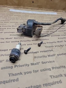 Vintage Brigg 3 PS Horiz Welle Eng Coil Plug Schrauben 90102 0116 01 960412FA - Bild 1 von 7