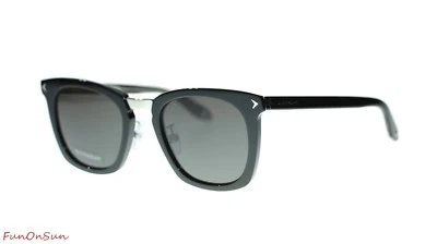 Givenchy Women's Sunglasses GV7065 807 Black/Grey Lens Square Authentic - Image 1 of 4