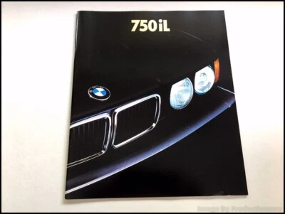 1989 BMW 750iL 44-page BIG Original Car Sales Brochure Catalog Foto 1 de 4