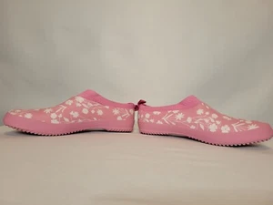 Pink with White Flowers Rubber Garden Shoes (L) - Picture 1 of 8