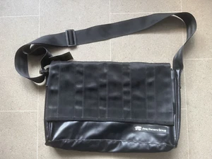 JEEP OWNERS GROUP 15" LAPTOP SHOULDER BAG NWT - LAST ONE IN STOCK - Afbeelding 1 van 9