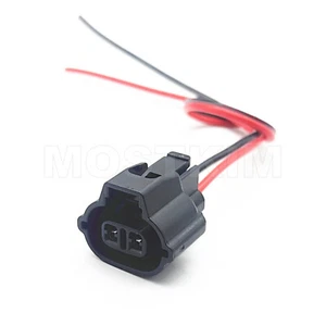 2-Pin Side Marker Light Connector Pigtail Fit For Toyota Tacoma 2016-2022 - Foto 1 di 6