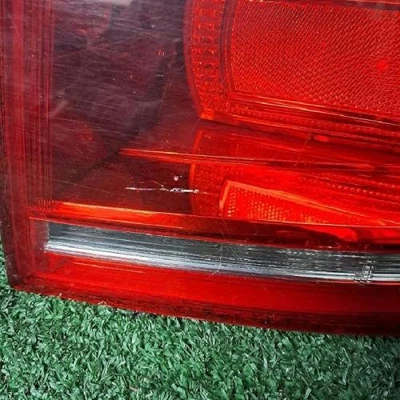 Feu arriere principal droit (feux) AUDI A3 (8P) 2 phase 2 1.6 TDI 8P3945096 - Photo 1/4