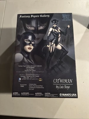 DC Batman Catwoman Luis Royo Figura Fantasía Galería Ffg Estatua YAMATO Sideshow Foto 1 de 4
