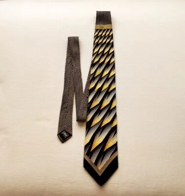 Vintage 100% Silk Enrico Guccini Tie - Image 1 of 4