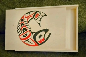 SeaBear Smokehouse Pink Fish Art Wooden Gift Box. Salmon Not Included *Box Only - Foto 1 di 9