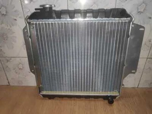Radiatore per Suzuki Samurai SJ413 MPFI Sierra Jimny SJ50 70 G13A G13BA 1.3 8V - Imagen 1 de 13