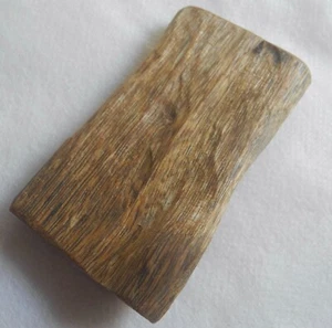 Vietnamese Natural QiNan Agarwood Chip block Incense 16g 棋楠 奇楠 沉香 香木 Kynam Oud - Picture 1 of 5