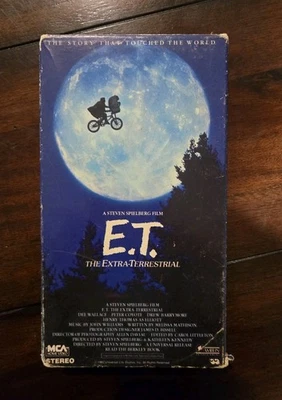 VHS ET The Extra Terrestrial Original 1982 Version Video Tape- take a look -114A - Image 1 of 3