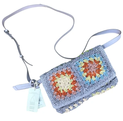 Bolso Bandolera Lucky Brand Boho Floral de Paja para Bolso sin asas S Lila Precio de venta sugerido por el fabricante $118.00 Foto 1 de 4