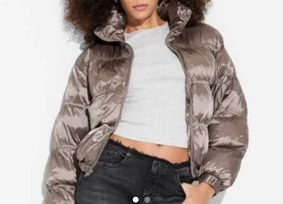 New Wild Fable Womens Puffer Coat Size XS Water Resistant Calm Gray MSRP $35 NWT - Image 1 of 2