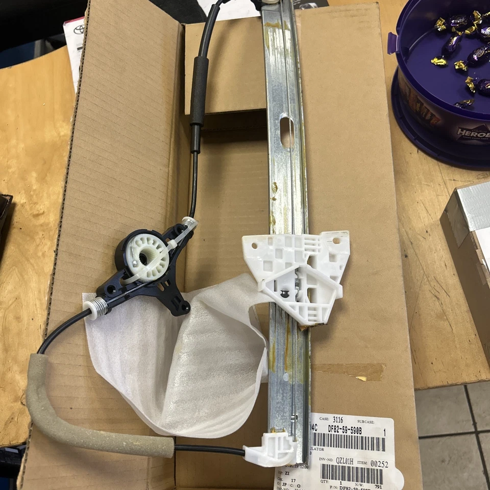 MAZDA 2 Window Regulator Front Nearside DF82-59-590B - Image 1 of 1