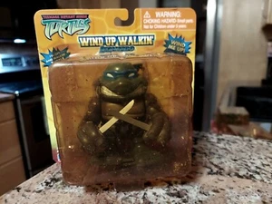 2005 TEENAGE MUTANT NINJA TURTLE WIND UP WALKIN " LEONARDO " (NEU IN VERPACKUNG) - Bild 1 von 2