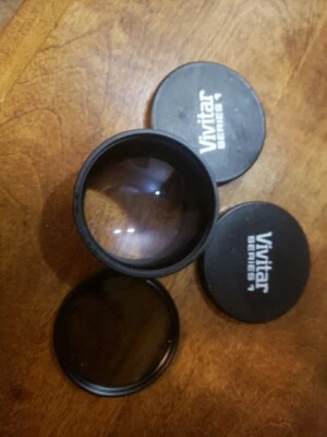 Vivitar Series 1 High Def 2.2 Telephoto Lense And 62mm Circ Polarizing Filter - Image 1 of 3