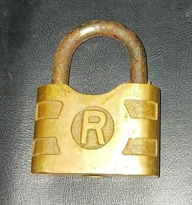 Vintage Brass Reese (R) Padlock NO KEY - Picture 1 of 4