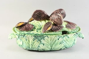 Q05F04- Majolika Terrine Deckel mit plastischen Muscheln handbemalt Italien - Bild 1 von 12
