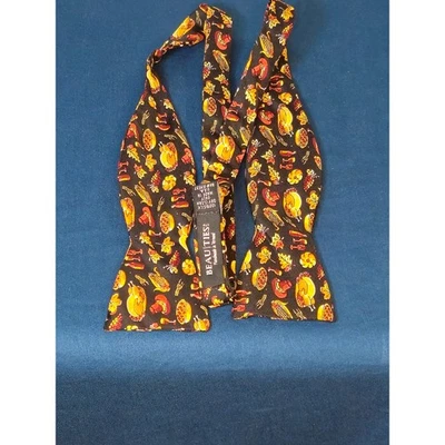 Pajarita Beau Ties LTD Fiesta de Acción de Gracias 100 % seda  Foto 1 de 3