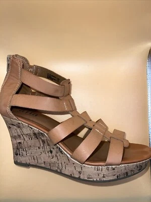 Sandalias a.n.a Massey color tostado con tiras tacón de cuña para mujer talla 8,5 M cremallera Foto 1 de 4