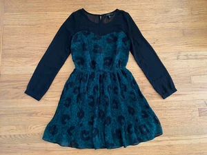 Jessica Simpson Womens sz S black green animal print sheer pleated dress - Picture 1 of 8