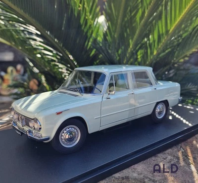 ALFA ROMEO  GIULIA 1.6 Ti 1962  ACQUA DI FONTE Modellino auto scala 1/18 - Immagine 1 di 4