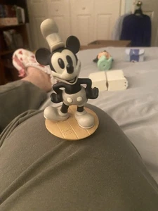 mickey mouse figur In The Steamboat Willie Colors - Bild 1 von 7