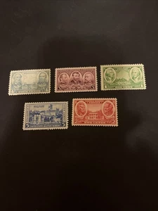 Francobolli US 785-89 MNH Esercito CV$2,35 - Lotto A-80711 - Foto 1 di 2