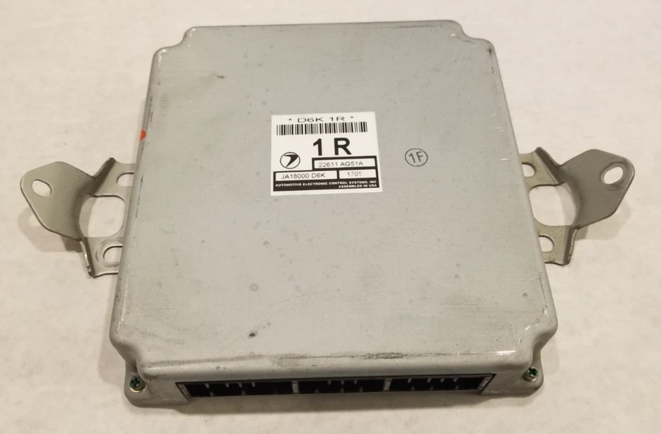 2002 Subaru Legacy / Outback - ECM - 22611 AG51A - Imagem 1 de 1