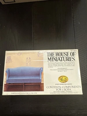 Набор мебели для кукольного домика X-ACTO House of Miniatures диван чиппендейл синий No40015 - Изображение 1 из 2