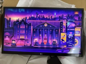 LG 27BP55U-B 27" 4K UHD IPS 60Hz 5ms Desktop Monitor Black - Picture 1 of 6