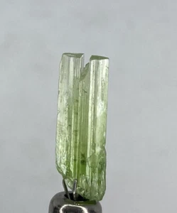 CHROM TREMOLITH Roh Kristall Tremolit / Chrome Tremolite Crystal - Picture 1 of 3