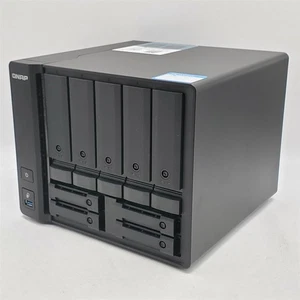 NAS haute vitesse QNAP TS-932PX-4G 5+4 baies avec deux ports 10GbE et 2,5GbE - Photo 1/7