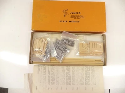 Juneco Scale Models HO Cartierville Station Building kit, (lot sb) B - Image 1 of 3