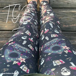 Halloween Women’s leggings, Pocket leggings, OS, ultra soft leggings, Witchy - Picture 1 of 5