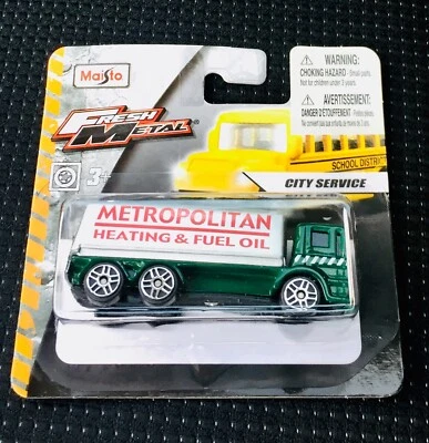 🏁 Camión cisterna MAISTO Metropolitan Heating Fuel Oil Gas (tarjeta corta) 🏁 Foto 1 de 3