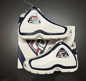Zapatos de baloncesto FILA Grant Hill II 2 '96 blancos azul marino rojos 1BM00569-125 PARA HOMBRE TALLA 8 - Imagen 1 de 6