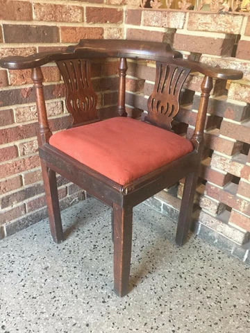 18TH CENTURY IRISH / ENGLISH CORNER, 1700's chair with 1800's steel repairs Cover