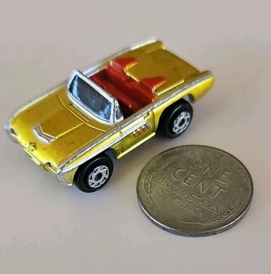 VTG Galoob Micro Machines 63 Ford Thunderbird Convertible Gold Classy Chromers - Image 1 of 4