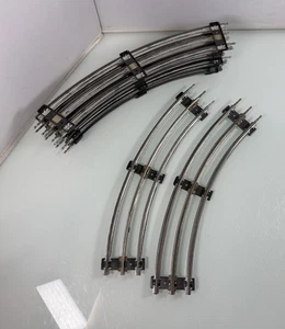 Vintage 10 Stck. Original Lionel Spur O 3 Schienen 10" gebogenes röhrenförmiges Hobbyzug Gleis - Bild 1 von 12