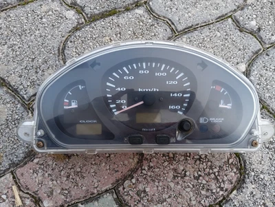 STRUMENTAZIONE SUZUKI BURGMAN 400 2001 ULTIMO PEZZO (CT) - Immagine 1 di 3