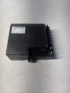 07-14 Mercedes W221 S550 CL550 Electric Power Supply Control Fuse Box Module - Picture 1 of 12