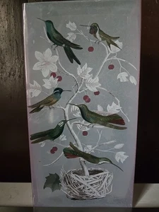 Kunstglas Fransen Studio Vögel Blumen Rechteck Vase. Pinks White Blues 11,5x6x2 - Bild 1 von 7