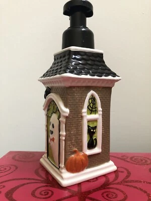 Dispensador de jabón de manos Bath & Body Works 3D HALLOWEEN CASA EMBRUJADA RARO Foto 1 de 4