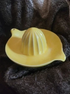 Lemon Reamer/Juicer - Picture 1 of 3