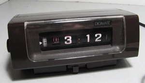Vintage Digimate Model A Flip Clock With Alarm And Date 1970s J Osawa Japan - Picture 1 of 12