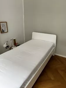 Bett 90x200 mit lattenrost und matratze (Ikea) - Bild 1 von 6